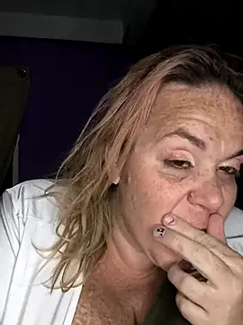 Courdles online show from September 29, 5:12 am