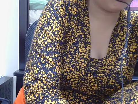 Snapshot of fairy_queen07 chatting on September 27, 5:53 pm fairy queen07 online show from September 27, 5:53 pm