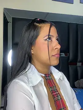 Kendra C online show from November 21, 2:35 am