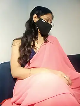 TheSassyGirl7 online show from November 19, 9:15 pm