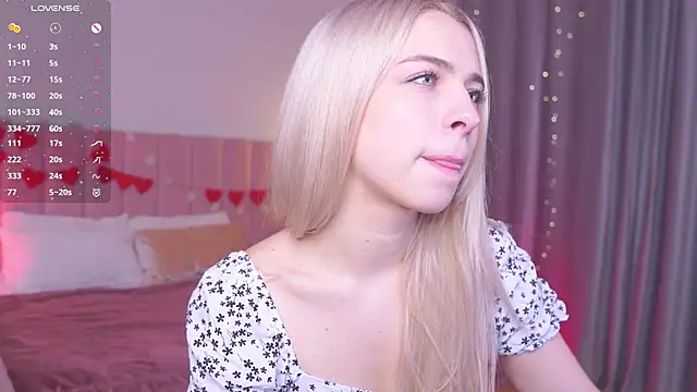 ShinyBarbie online show from February 12, 6:37 am