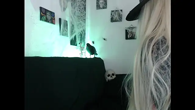 Valakiablood online show from October 3, 11:21 pm