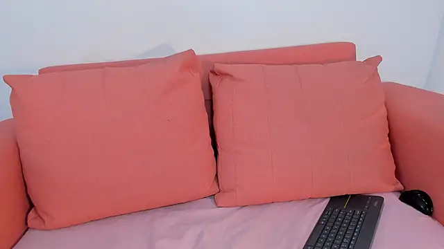 scarletross  online show from October 3, 2:22 pm