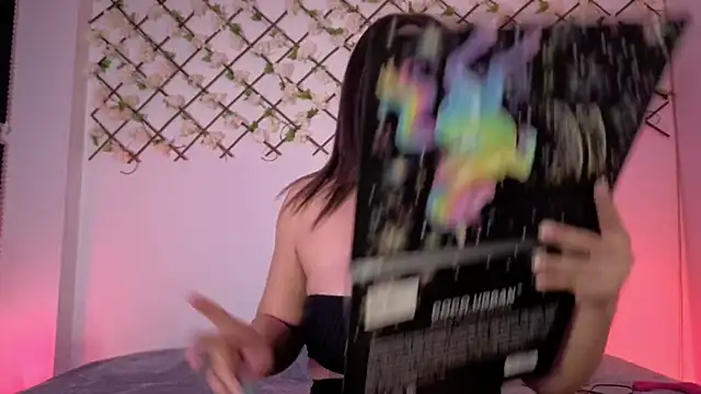 MiaCollinssx online show from October 6, 5:18 pm