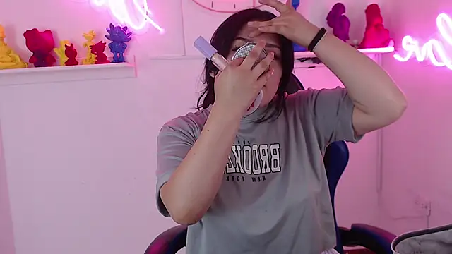 sari belle online show from March 9, 8:01 pm