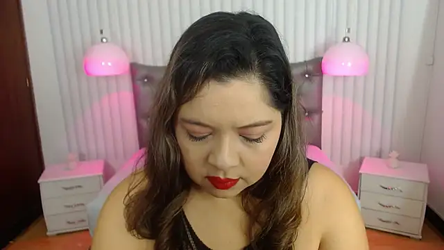 Snapshot of alessia_ricci chatting on September 11, 12:16 pm alessia ricci online show from September 11, 12:16 pm
