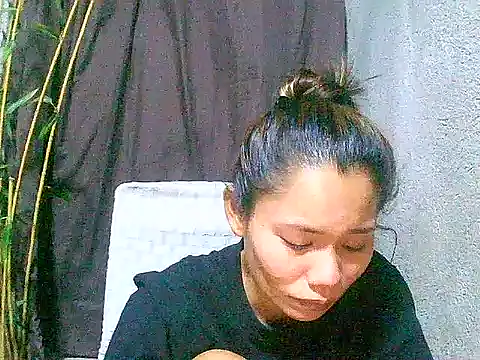 Sweeetgurll online show from May 5, 12:19 pm