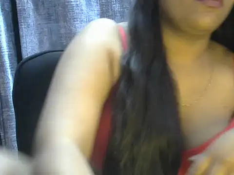 Queenxxx98 online show from December 16, 7:53 pm