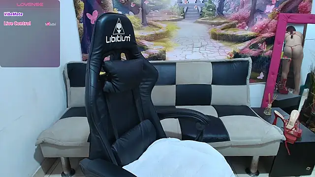 hayami 20 online show from April 8, 11:45 am