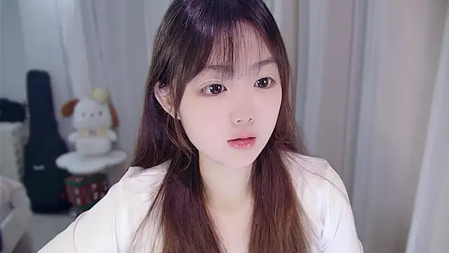 YUANYUAN-A online show from April 24, 12:30 pm