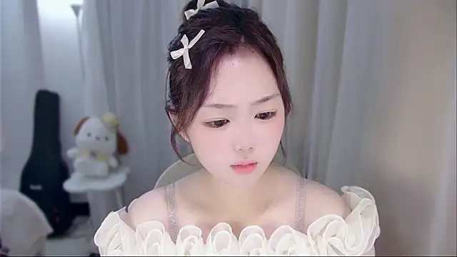 YUANYUAN-A online show from December 2, 1:35 pm