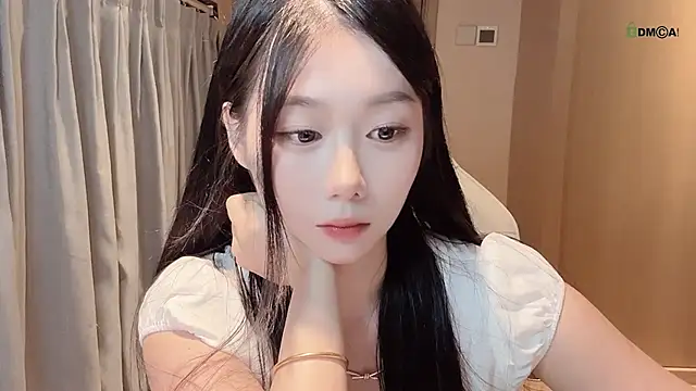 Makinghappymyself  online show from October 31, 1:26 pm