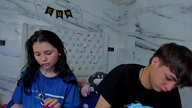 Ari and Storm online show from May 7, 3:27 pm