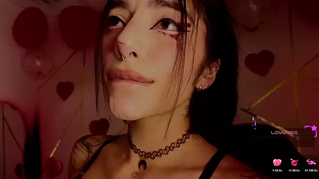 Hollyxx  online show from February 13, 2:24 am