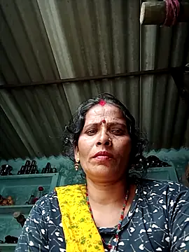 Snapshot of Miss_kiran chatting on September 18, 5:28 am Miss kiran online show from September 18, 5:28 am