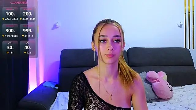 AmyKent  online show from November 2, 4:21 pm