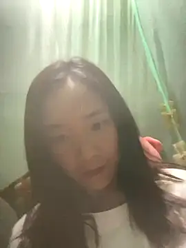 Snapshot of tieu_muoi chatting on October 1, 5:56 am tieu muoi online show from October 1, 5:56 am