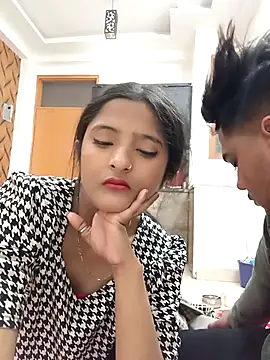 romantic couple1 online show from February 20, 2:32 am