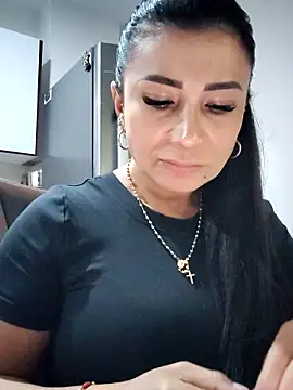 mia mancinii online show from June 11, 12:32 am