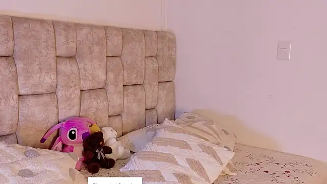 Kitty Rose   online show from October 15, 1:03 pm