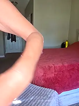 Calimarina online show from November 3, 7:07 pm