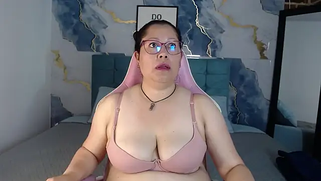 Snapshot of Marianasmith chatting on September 13, 2:03 pm Marianasmith online show from September 13, 2:03 pm