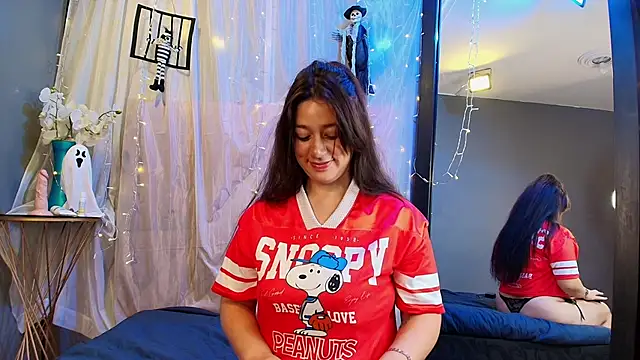 Shalyn Lux online show from October 24, 3:24 am