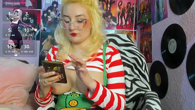 Avril Maria online show from December 21, 3:00 am