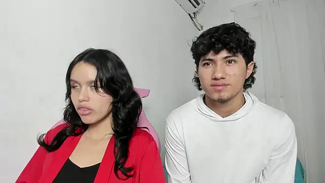 Laura and Kevin online show from February 5, 9:40 pm