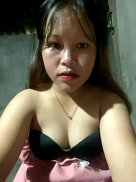 Snapshot of O_o_UwU_o_O chatting on September 20, 9:29 am O o UwU o O online show from September 20, 9:29 am