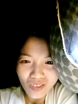 ngan-cute online show from September 20, 2:59 pm