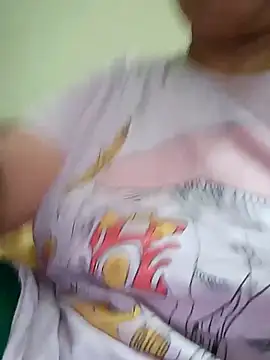 Snapshot of angel_ridhi chatting on October 11, 1:43 am angel ridhi online show from October 11, 1:43 am