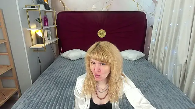 Snapshot of NatalyChanell chatting on September 12, 3:19 pm NatalyChanell online show from September 12, 3:19 pm