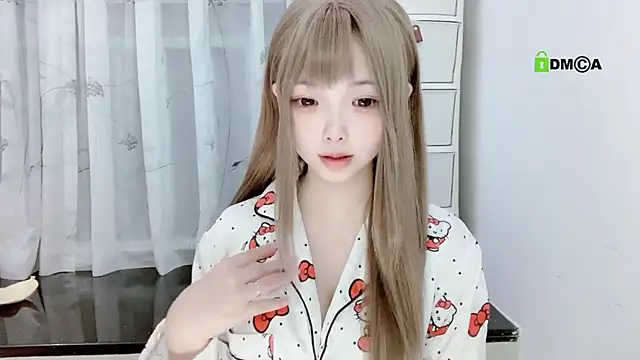 liuruyuan888 online show from September 28, 7:52 pm