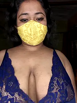 Smile-quien online show from March 25, 4:21 pm