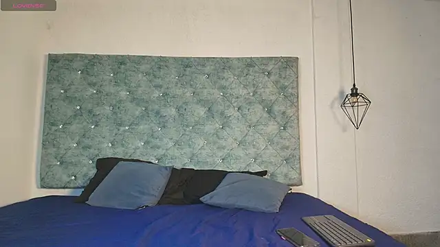 Snapshot of novaa_snow chatting on September 24, 7:24 pm novaa snow online show from September 24, 7:24 pm