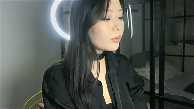 Snapshot of WonderMira chatting on October 10, 3:06 pm WonderMira online show from October 10, 3:06 pm