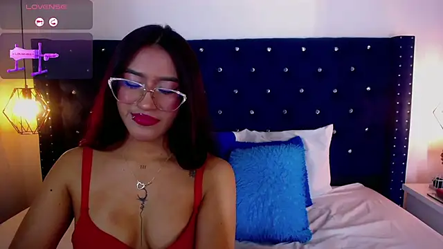 miss aris online show from December 23, 4:27 am