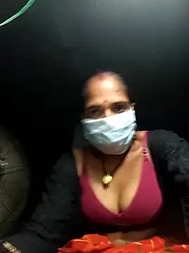 Snapshot of Hot-honi chatting on September 8, 2:27 pm Hot-honi online show from September 8, 2:27 pm