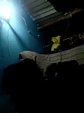 Snapshot of Hot-honi chatting on October 31, 12:09 pm Hot-honi online show from October 31, 12:09 pm