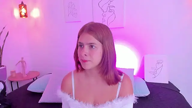 Snapshot of kaylajhonnes6 chatting on October 11, 3:04 pm kaylajhonnes6 online show from October 11, 3:04 pm