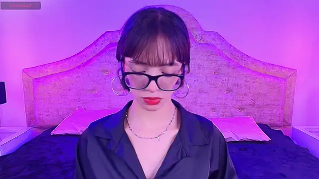 Snapshot of Sweet_1Angel chatting on October 19, 12:29 pm Sweet 1Angel online show from October 19, 12:29 pm