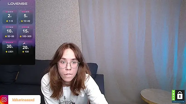 Snapshot of _karin chatting on October 1, 8:25 pm karin online show from October 1, 8:25 pm