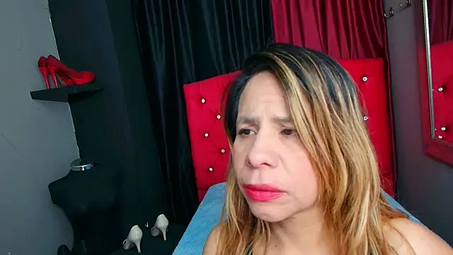 Snapshot of SofiaXDelRio chatting on October 8, 11:36 am SofiaXDelRio online show from October 8, 11:36 am