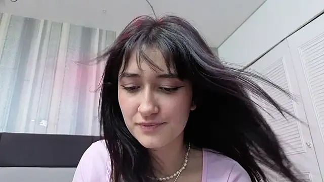 AlessandraLB online show from February 21, 9:04 pm