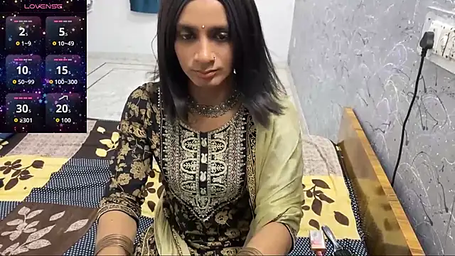 LuvLayla online show from June 22, 11:02 pm