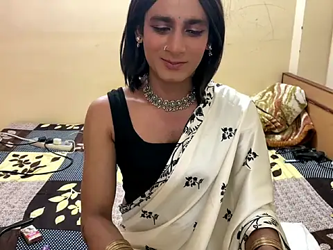 LuvLayla online show from December 20, 9:41 pm