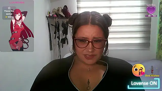 Vesper Vixen online show from October 16, 1:47 pm