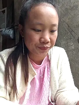 liu-liusexy online show from May 8, 3:43 am