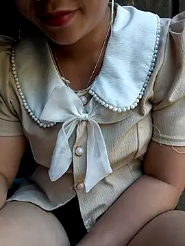 liu-liusexy online show from April 6, 8:48 am